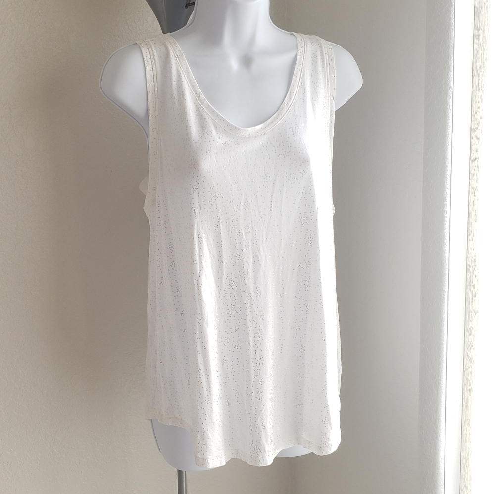 Woman Gap woman shirt